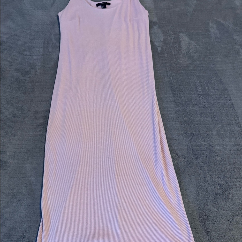 Elegant Lavender Sleeveless Dress